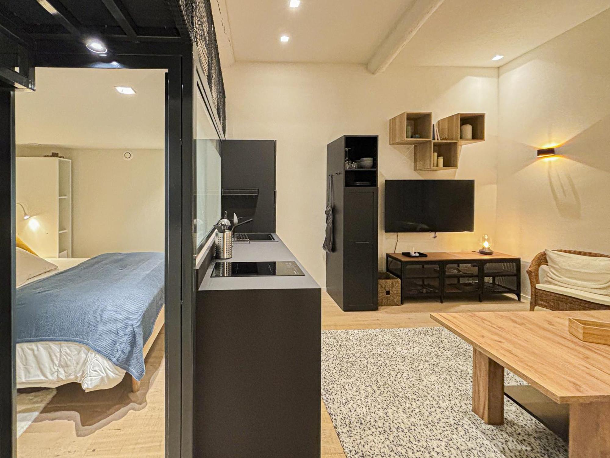 Apartment Old Town - 4 Pers, Wifi, Ac *